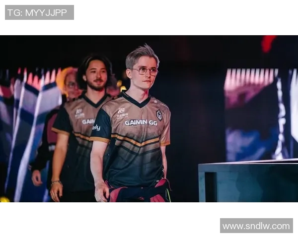 dota走出家门看比赛-从家中电竞屏幕，走向实境场馆的现场冲击，DOTA之战唤醒战斗之心-dota走出家门看比赛